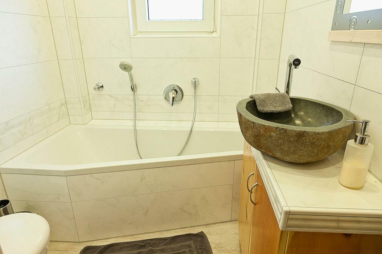 Plankstadt Ferienwohnung Kurrer מראה חיצוני תמונה
